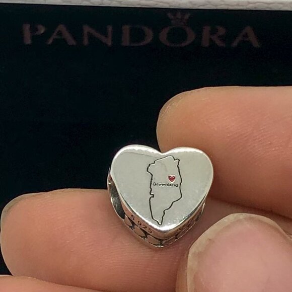 ✨🔥Pandora Greenland map Charm S925 Silver with box - Picture 1 of 4